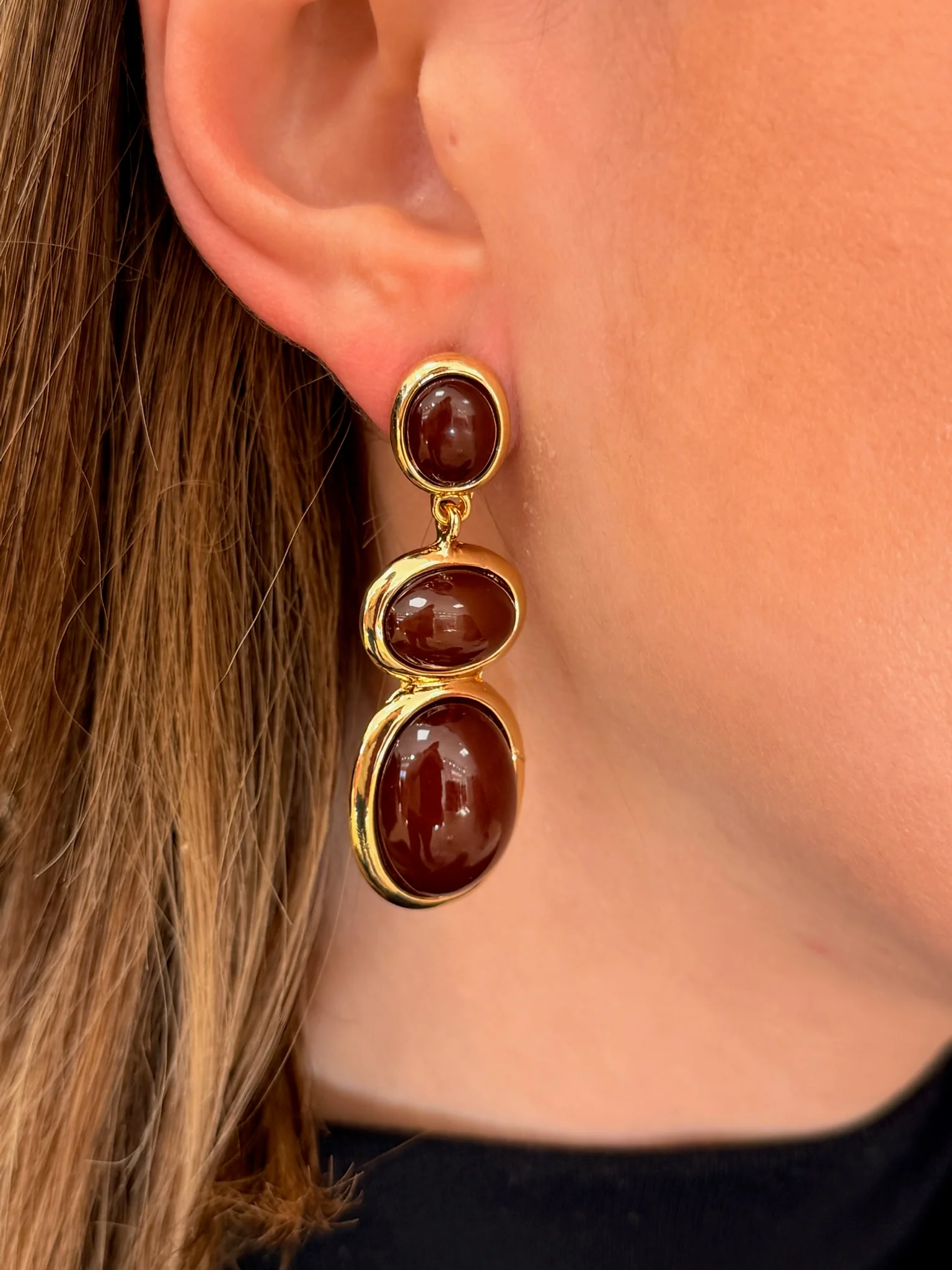 Pendientes de piedras ovaladas chocolate |Camila - Image 3