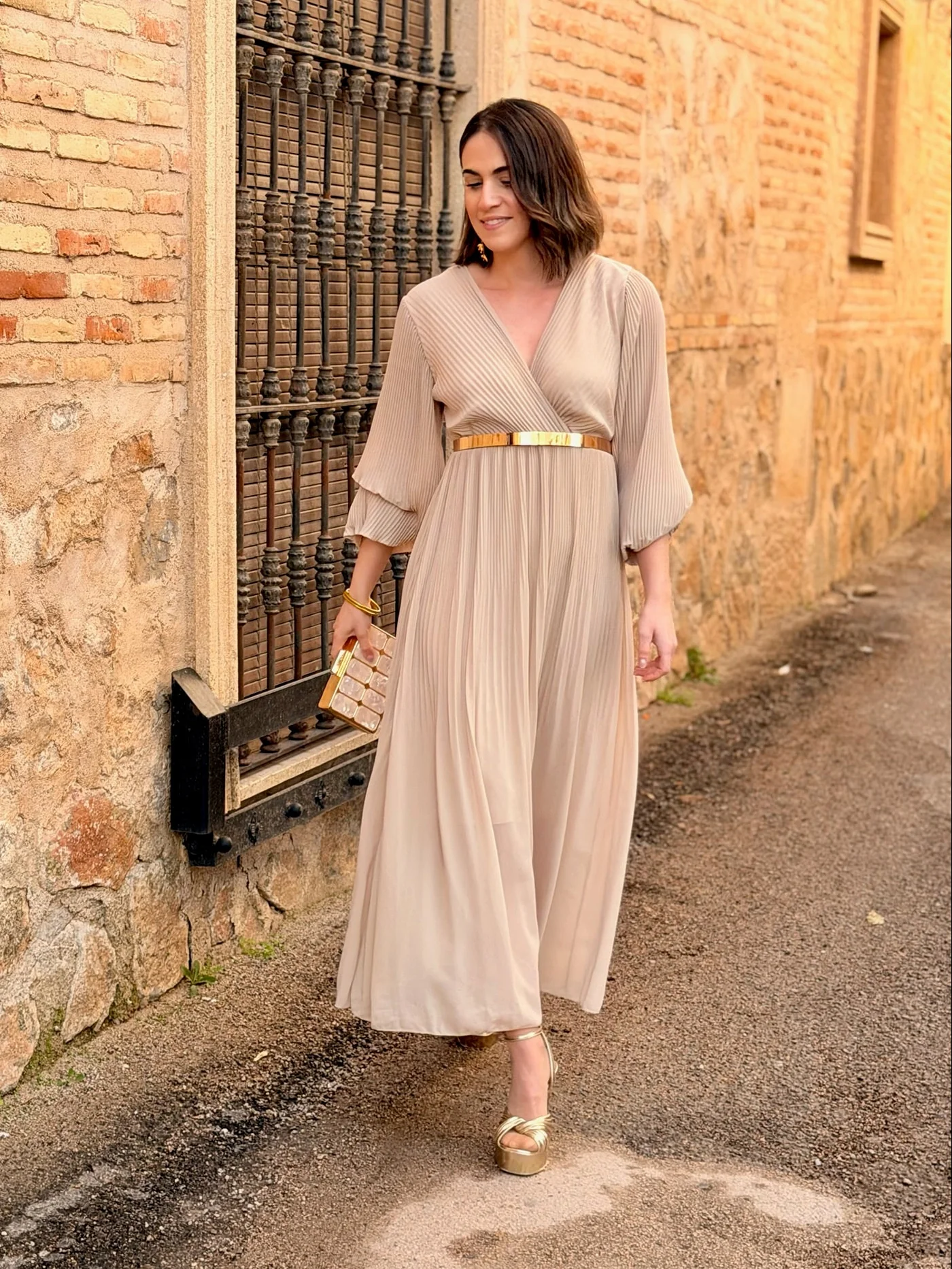 Vestido plisado beige | Catalina - Image 6